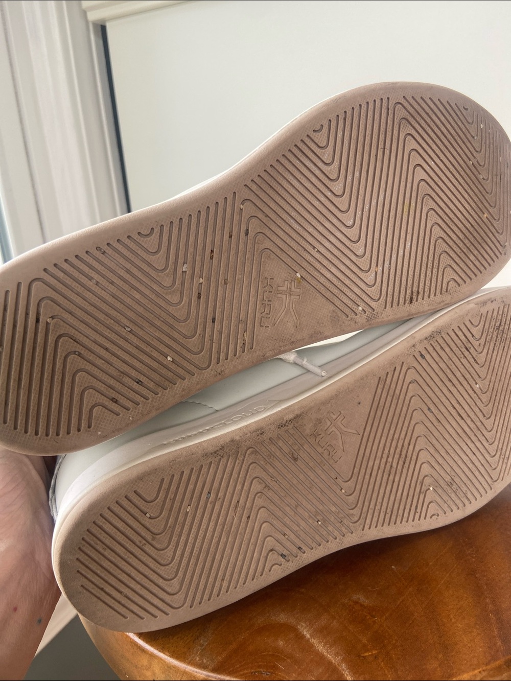Women’s KURU Footwear Roam - Picture 12 of 12
